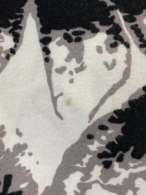 SUPREME（シュプリーム）SUPREME (シュプリーム) Daisy Rayon Shirt ホワイト サイズ:Mの古着・服飾アイテム