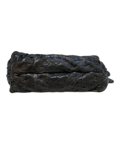 BOTTEGA VENETA（ボッテガベネタ）BOTTEGA VENETA (ボッテガベネタ) イントレチャートレザーポーチ ブラックの古着・服飾アイテム