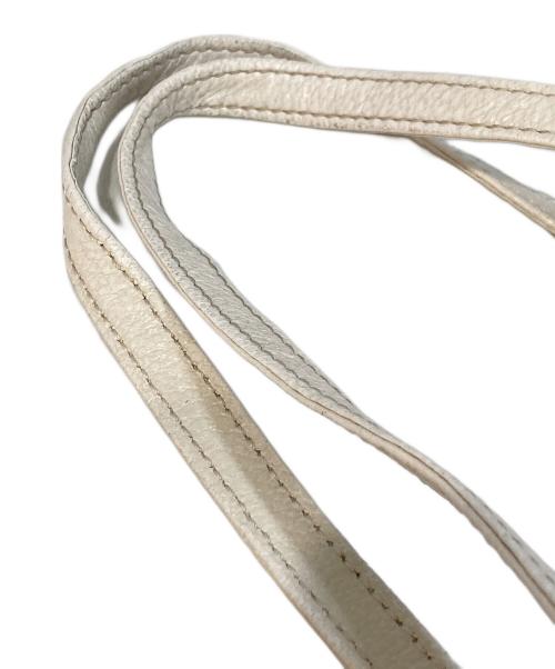 JIMMY CHOO（ジミーチュウ）JIMMY CHOO (ジミーチュウ) スタースタッズハンドバッグ ホワイトの古着・服飾アイテム