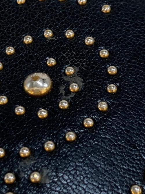 MIU MIU（ミュウミュウ）MIU MIU (ミュウミュウ) スタッズ長財布 ブラックの古着・服飾アイテム