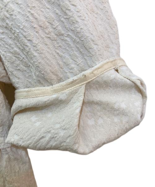 BEARDSLEY（ビアズリー）BEARDSLEY (ビアズリー) ギャザー切替プルオーバーブラウス　BEZ5032204A0002 ホワイト サイズ:Freeの古着・服飾アイテム