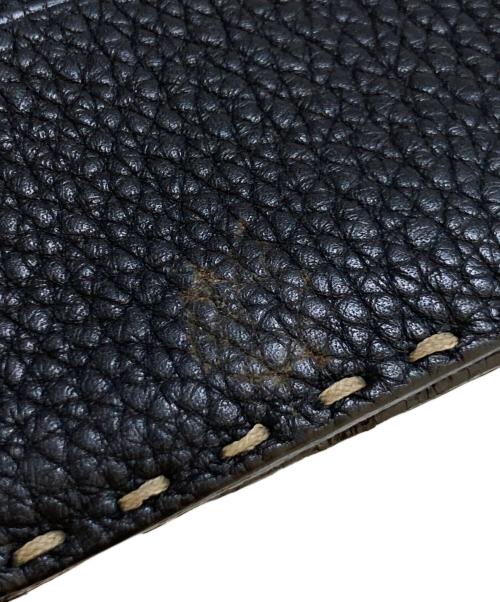 FENDI（フェンディ）FENDI (フェンディ) ローマンレザー折り畳み財布 ブラックの古着・服飾アイテム