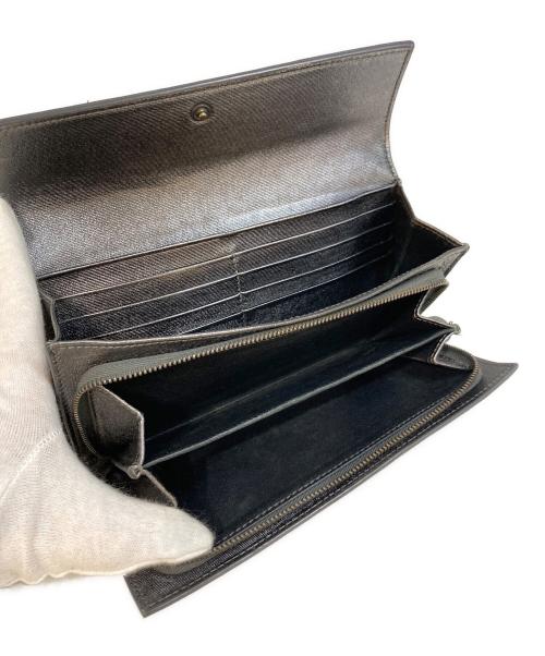 BOTTEGA VENETA（ボッテガベネタ）BOTTEGA VENETA (ボッテガベネタ) コーティングイントレチャート 長財布 シルバーの古着・服飾アイテム