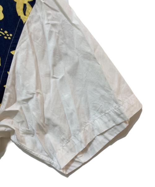 COMME des GARCONS SHIRT（コムデギャルソンシャツ）COMME des GARCONS SHIRT (コムデギャルソンシャツ) フラワー切替型抜きS/Sシャツ　S24035 ブラック×ホワイト サイズ:Ｍの古着・服飾アイテム