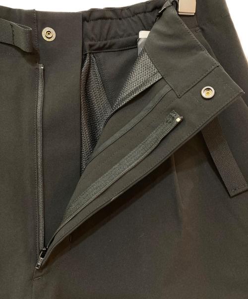 GOLDWIN（ゴールドウイン）GOLDWIN (ゴールドウイン) One Tuck Tapered Stretch Pants　GL74198 ブラック サイズ:３の古着・服飾アイテム