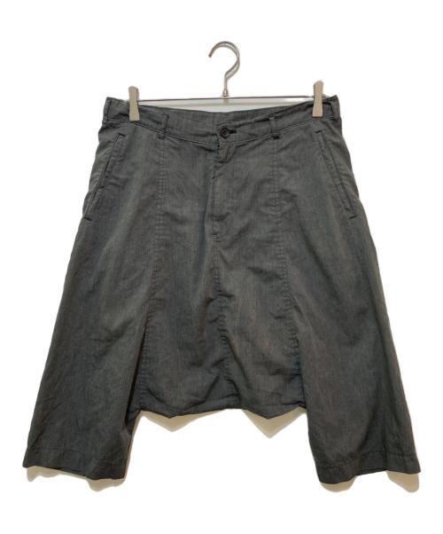 BLACK COMME des GARCONS（ブラックコムデギャルソン）BLACK COMME des GARCONS (ブラックコムデギャルソン) サルエルハーフパンツ　11-P024 グレー サイズ:Mの古着・服飾アイテム