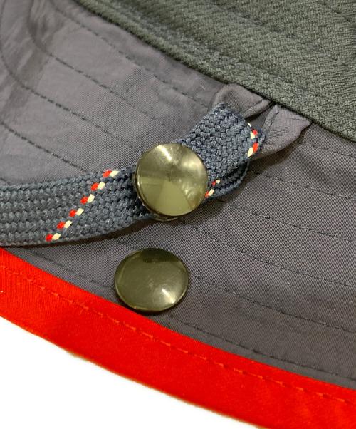 POLO RALPH LAUREN（ポロ・ラルフローレン）POLO RALPH LAUREN (ポロ・ラルフローレン) Hi Tech Booney Hat ネイビー×レッドの古着・服飾アイテム