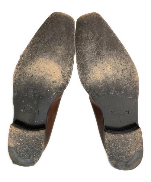 Berluti（ベルルッティ）Berluti (ベルルッティ) メダリオンウイングチップレザーブーツ ブラウン サイズ:9の古着・服飾アイテム