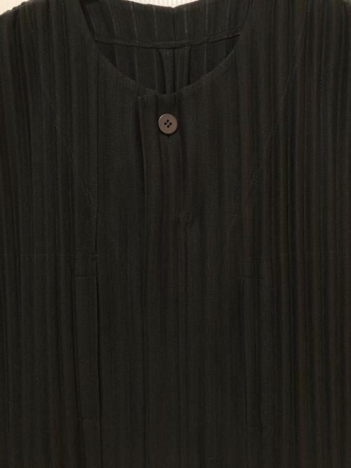 HOMME PLISSE ISSEY MIYAKE（オム プリッセ イッセイ ミヤケ）HOMME PLISSE ISSEY MIYAKE (オム プリッセ イッセイ ミヤケ) PLEATS BOTTOMS 2 ブラック サイズ:1の古着・服飾アイテム