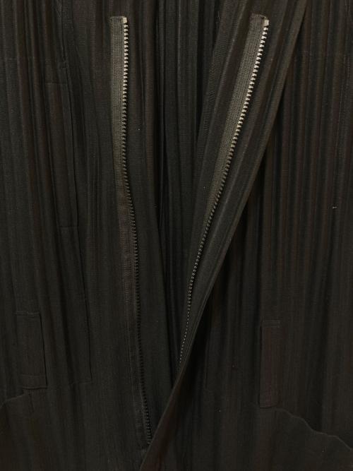 HOMME PLISSE ISSEY MIYAKE（オム プリッセ イッセイ ミヤケ）HOMME PLISSE ISSEY MIYAKE (オム プリッセ イッセイ ミヤケ) PLEATS BOTTOMS 2 ブラック サイズ:1の古着・服飾アイテム