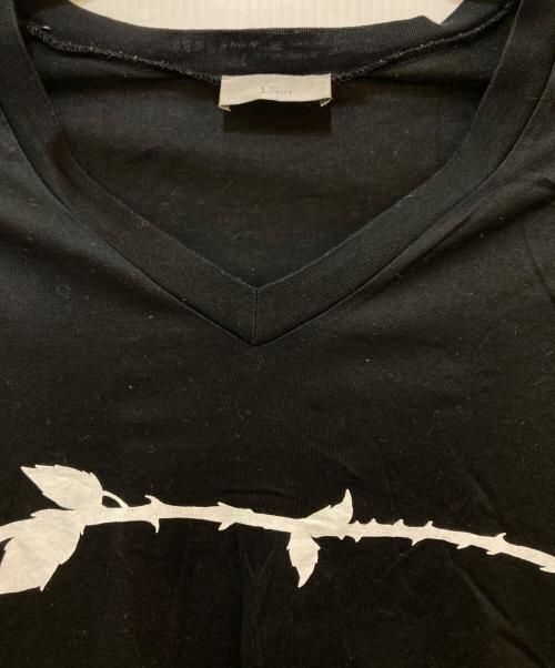 DIOR HOMME（ディオール オム）DIOR HOMME (ディオール オム) VネックプリントTシャツ ブラック サイズ:Sの古着・服飾アイテム
