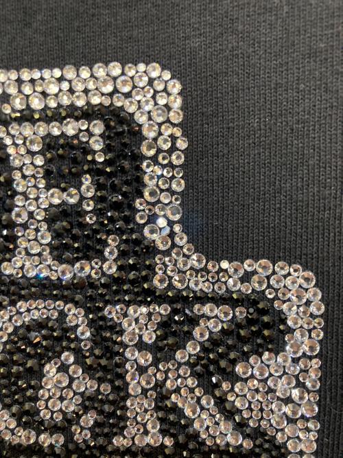 BlackEyePatch（ブラックアイパッチ）BlackEyePatch (ブラックアイパッチ) OG LABEL RHINESTONE TEE ブラック サイズ:Lの古着・服飾アイテム