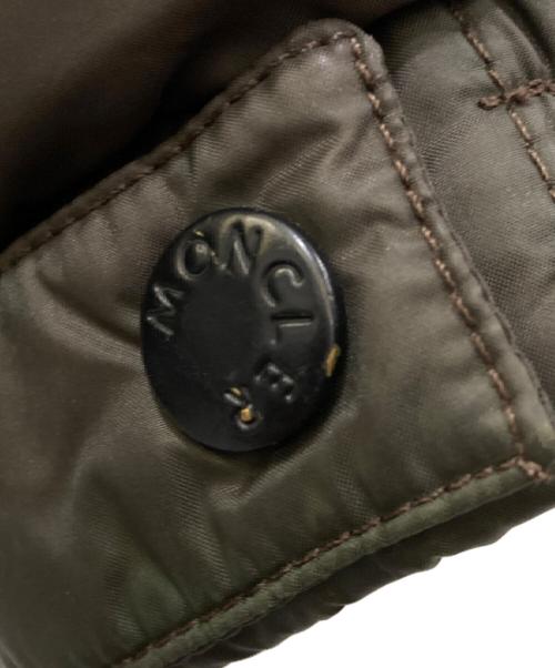MONCLER（モンクレール）MONCLER (モンクレール) BAZILLE ダウンジャケット　Z5H0440 カーキ サイズ:1の古着・服飾アイテム