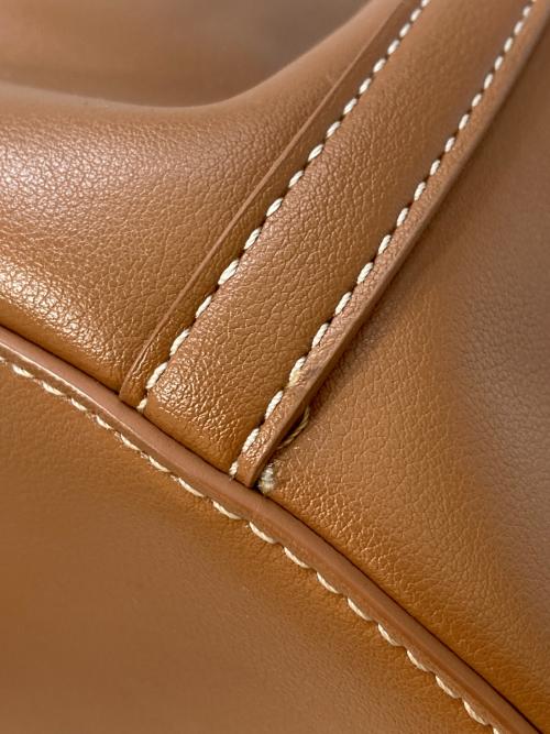 VASIC（ヴァジック）VASIC (ヴァジック) club mini ショルダーバッグ ブラウンの古着・服飾アイテム