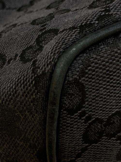 GUCCI（グッチ）GUCCI (グッチ) GGキャンバスバニティアクセサリーポーチ　0391147 ブラックの古着・服飾アイテム