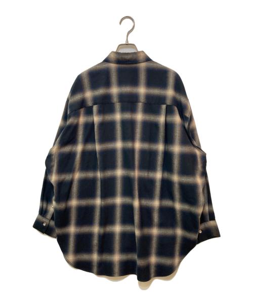 Spick and Span（スピック＆スパン）Spick and Span (スピックアンドスパン) オンブレーチェックルーズシャツ ブラック サイズ:FREEの古着・服飾アイテム