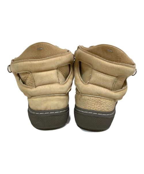 Maison Martin Margiela（メゾンマルタンマルジェラ）Maison Martin Margiela (メゾンマルタンマルジェラ) チェーンハイカットクラシック ベージュ サイズ:不明(実寸をご参照下さい)の古着・服飾アイテム