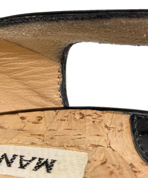 Manolo Blahnik（マノロブラニク）Manolo Blahnik (マノロブラニク) エナメルパンプス ブラック サイズ:34 1/2の古着・服飾アイテム