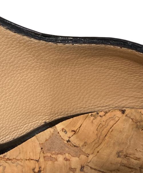 Manolo Blahnik（マノロブラニク）Manolo Blahnik (マノロブラニク) エナメルパンプス ブラック サイズ:34 1/2の古着・服飾アイテム