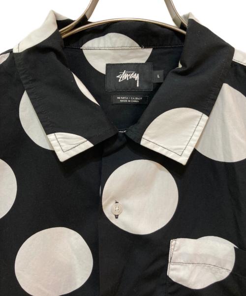 stussy（ステューシー）stussy (ステューシー) BIG DOT S/S SHIRT　111912 ブラック サイズ:Lの古着・服飾アイテム