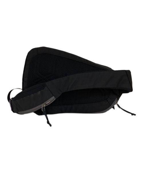 Patagonia（パタゴニア）Patagonia (パタゴニア) アトムスリング8L ブラックの古着・服飾アイテム