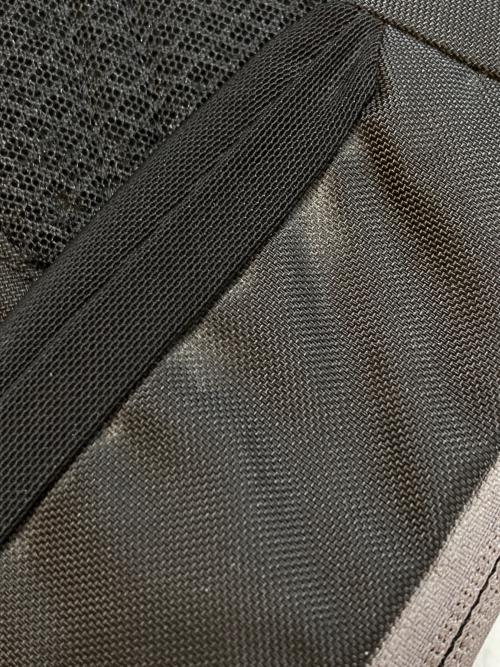 Patagonia（パタゴニア）Patagonia (パタゴニア) アトムスリング8L ブラックの古着・服飾アイテム