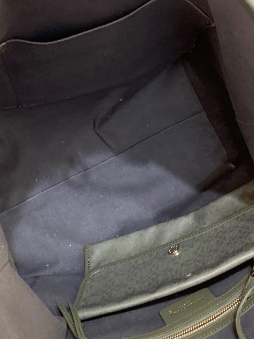 MACKINTOSH LONDON（マッキントッシュ ロンドン）MACKINTOSH LONDON (マッキントッシュ ロンドン) コーティングトートバッグ オリーブの古着・服飾アイテム