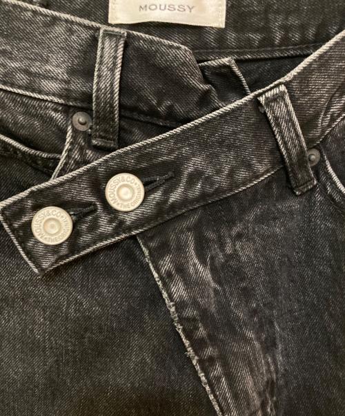 moussy（マウジー）moussy (マウジー) CROSS WAIST WIDE STRAIGHT ブラックの古着・服飾アイテム