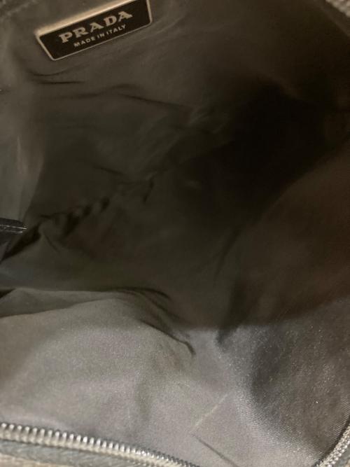 PRADA（プラダ）PRADA (プラダ) ショルダーバッグ ブラックの古着・服飾アイテム