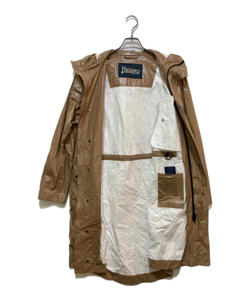 HERNO（ヘルノ）HERNO (ヘルノ) TECHNO PAPER コーティングレインコート　PA000120U ベージュ サイズ:44の古着・服飾アイテム