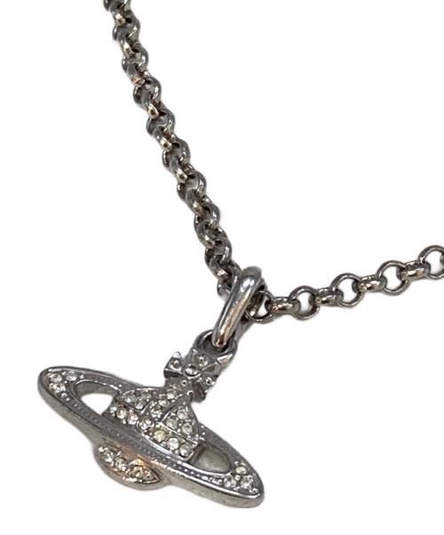 Vivienne Westwood（ヴィヴィアンウエストウッド）Vivienne Westwood (ヴィヴィアンウエストウッド) ミニバスレリーフオーブネックレス シルバーの古着・服飾アイテム
