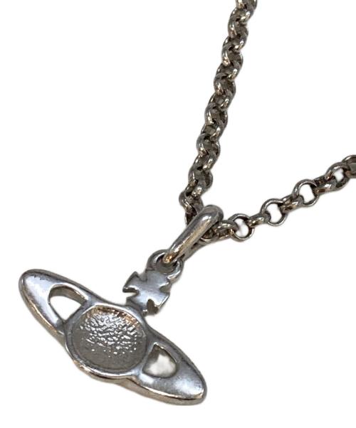 Vivienne Westwood（ヴィヴィアンウエストウッド）Vivienne Westwood (ヴィヴィアンウエストウッド) ミニバスレリーフオーブネックレス シルバーの古着・服飾アイテム