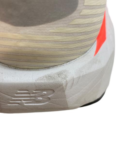 NEW BALANCE（ニューバランス）NEW BALANCE (ニューバランス) FUELCELL REBEL V5 ホワイト サイズ:27の古着・服飾アイテム