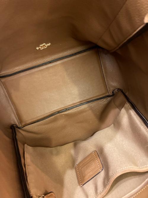 COACH（コーチ）COACH (コーチ) ハドリー トート バッグ　CV998 ブラウンの古着・服飾アイテム