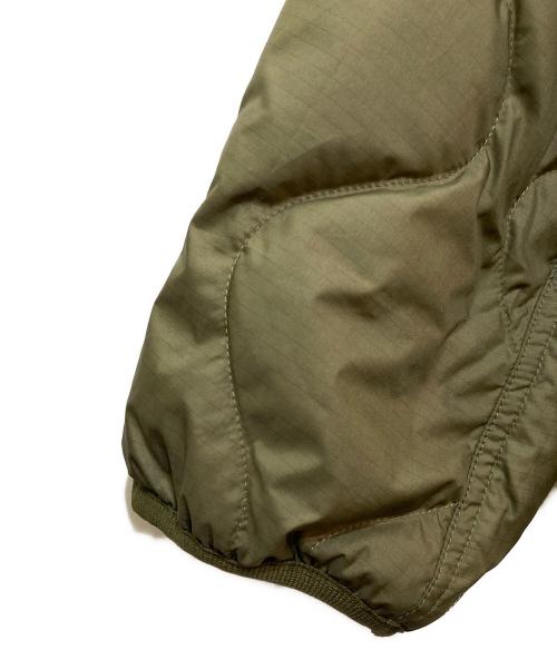 THE NORTHFACE PURPLELABEL（ザ・ノースフェイス パープルレーベル）THE NORTHFACE PURPLELABEL (ザ・ノースフェイス パープルレーベル) Field Reversible Down Cardigan オリーブ サイズ:Lの古着・服飾アイテム