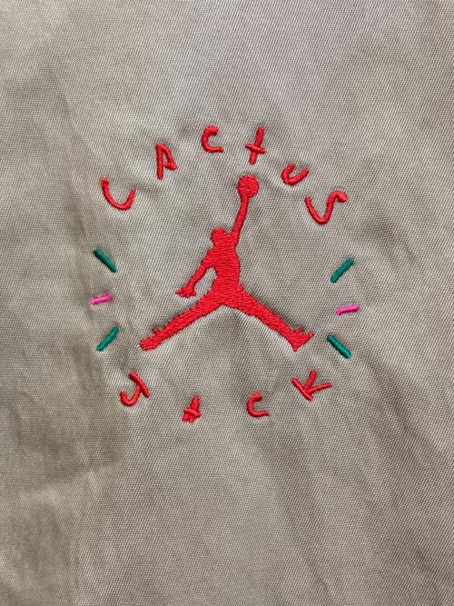 JORDAN（ジョーダン）JORDAN (ジョーダン) cactus jack (カクタス・ジャック) AS M J TS BTN DWN TOP　CW3131-247 ベージュ サイズ:Mの古着・服飾アイテム