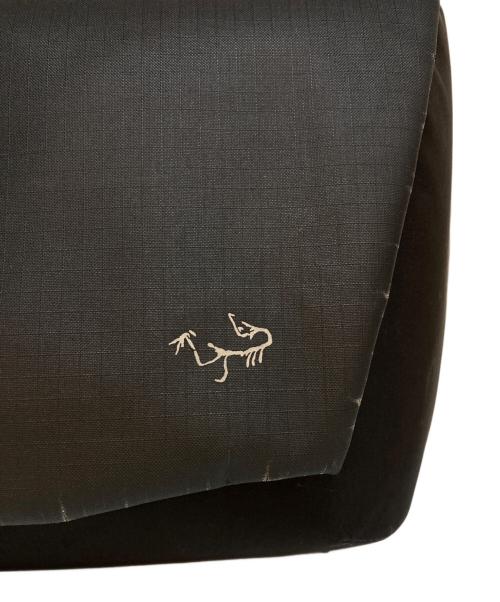 ARC'TERYX（アークテリクス）ARC'TERYX (アークテリクス) フィクス9 メッセンジャーバッグ ブラックの古着・服飾アイテム