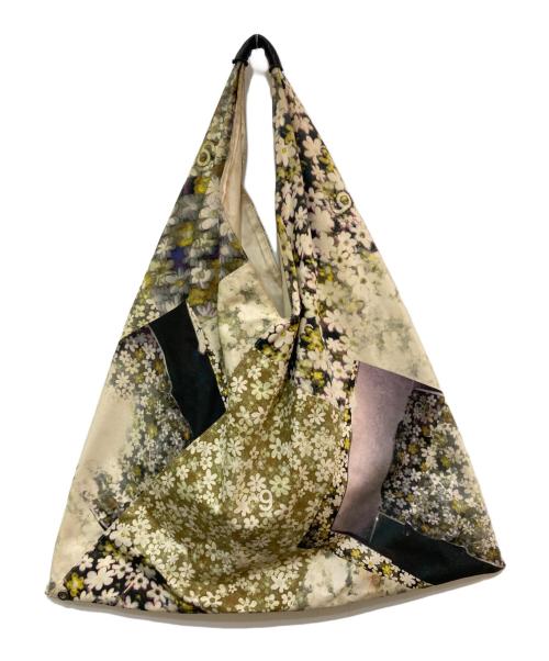MM6 Maison Margiela（エムエムシックスメゾンマルジェラ）MM6 Maison Margiela (エムエムシックスメゾンマルジェラ) フラワープリント ジャパニーズ トートバッグ　S54WD0005 ベージュの古着・服飾アイテム
