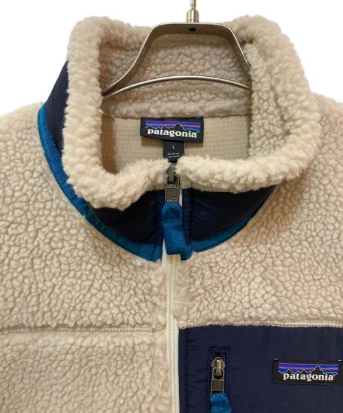 Patagonia（パタゴニア）Patagonia (パタゴニア) M's Classic Retro-X Vest　23048 ベージュ サイズ:Lの古着・服飾アイテム