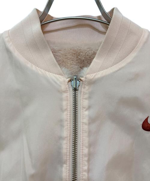 NIKE（ナイキ）NIKE (ナイキ) Reversible Faux Fur Bomber Jacket　FB8693-838 ピンク サイズ:Mの古着・服飾アイテム