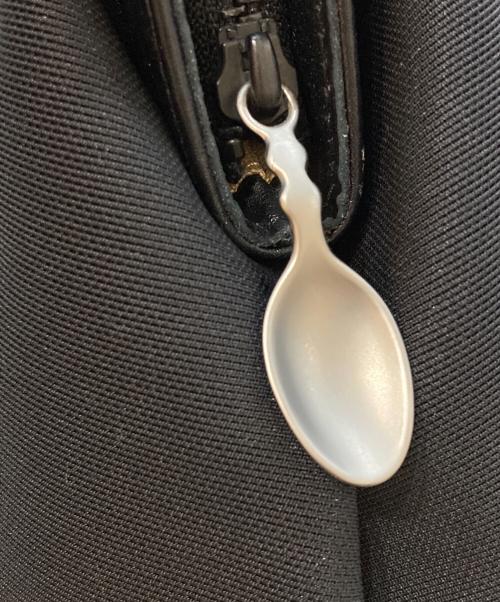 HIROKO HAYASHI（ヒロコ ハヤシ）HIROKO HAYASHI (ヒロコ ハヤシ) POLARIS（ポラリス） 縦型ショルダーバッグ ブラックの古着・服飾アイテム