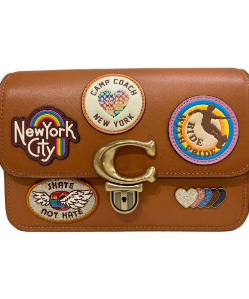 COACH（コーチ）COACH (コーチ) ストゥディオショルダーバッグ 19 ウィズパッチ ブラウンの古着・服飾アイテム