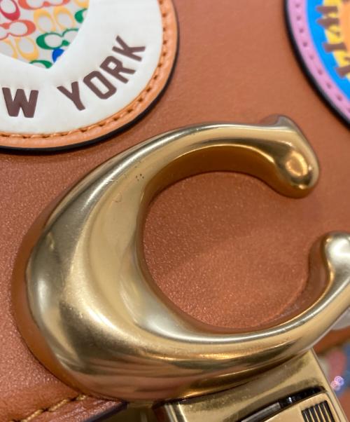 COACH（コーチ）COACH (コーチ) ストゥディオショルダーバッグ 19 ウィズパッチ ブラウンの古着・服飾アイテム