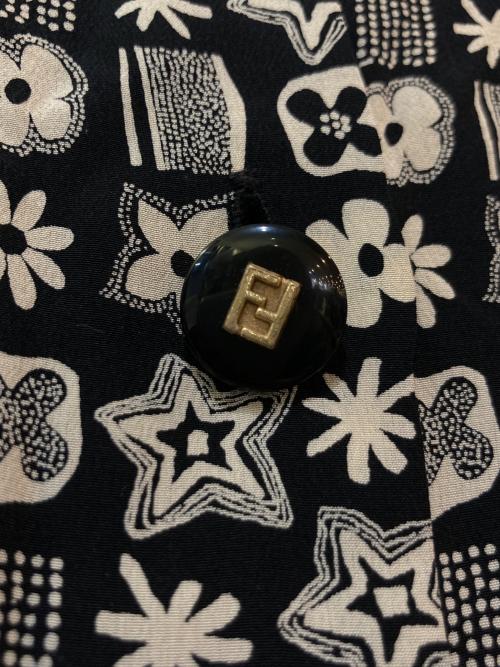 FENDI（フェンディ）FENDI (フェンディ) 総柄シルクブラウス ブラック サイズ:40の古着・服飾アイテム