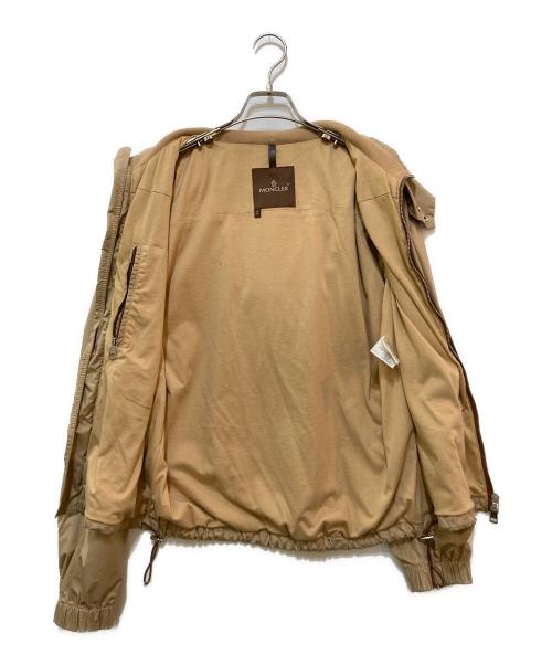 MONCLER（モンクレール）MONCLER (モンクレール) パイピングナイロンジャケット　Z7EJ044 ベージュ サイズ:2の古着・服飾アイテム