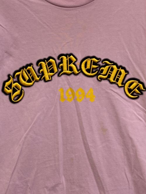SUPREME（シュプリーム）SUPREME (シュプリーム) old english glow s/s top ピンク サイズ:Mの古着・服飾アイテム
