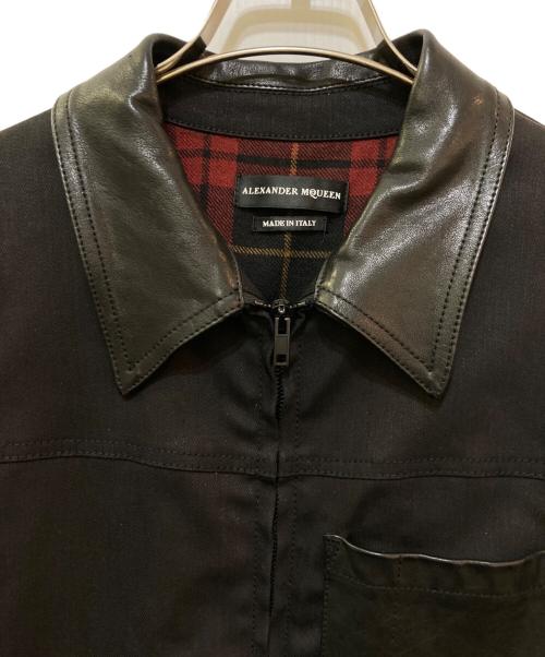 ALEXANDER McQUEEN（アレキサンダーマックイーン）ALEXANDER McQUEEN (アレキサンダーマックイーン) レザー切替ジップアップジャケット　427621 QHZ94 ブラック サイズ:48の古着・服飾アイテム