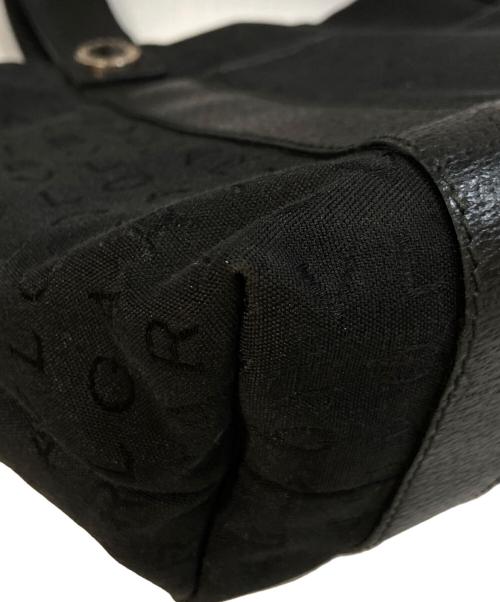 BVLGARI（ブルガリ）BVLGARI (ブルガリ) ロゴマニア MAEIEA トートバッグ ブラックの古着・服飾アイテム