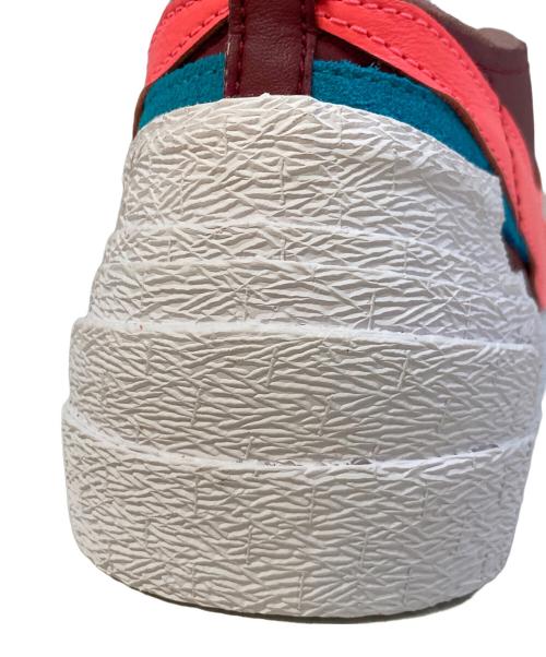NIKE（ナイキ）NIKE (ナイキ) sacai (サカイ) KAWS (カウズ) Blazer Low レッド サイズ:28 未使用品の古着・服飾アイテム
