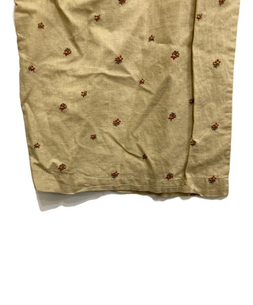 KAGURE（カグレ）KAGURE (カグレ) 小花刺繍イージーパンツ - ベージュ サイズ:FREEの古着・服飾アイテム